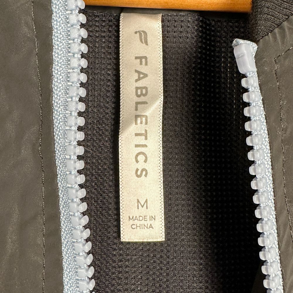Fabletics Women Sz M Jacket Willow Woven Reflective Black Balloon Sleeves Zip-Up - Picture 6 of 16